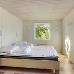 Well-located In Ristinge Langeland * Nordenbro Vesteregn