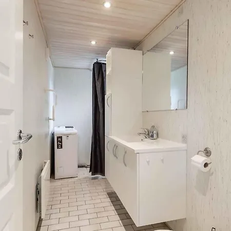 Well-located In Ristinge Langeland * Nordenbro Vesteregn